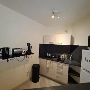 Beau à 50m De La Appartement
