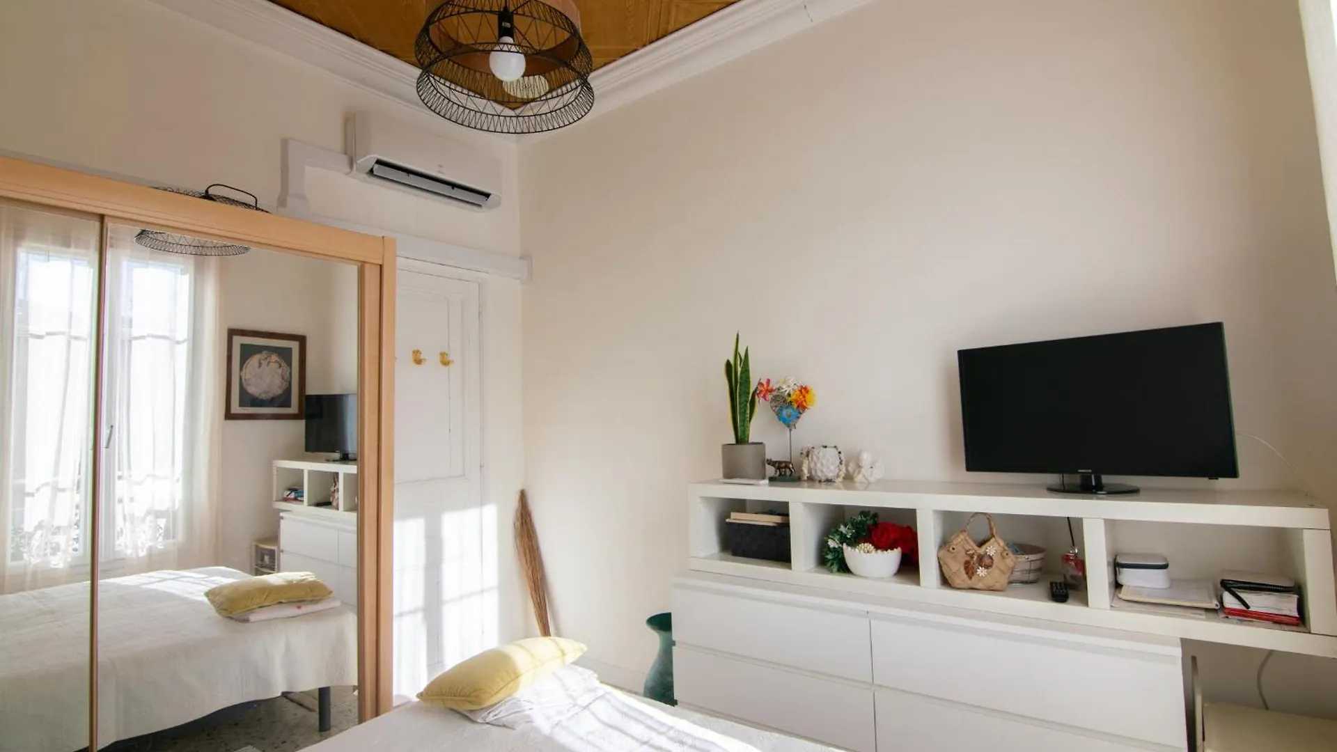 Appartement Dans Maison De Ville Avec Jardin Nice Apartment
